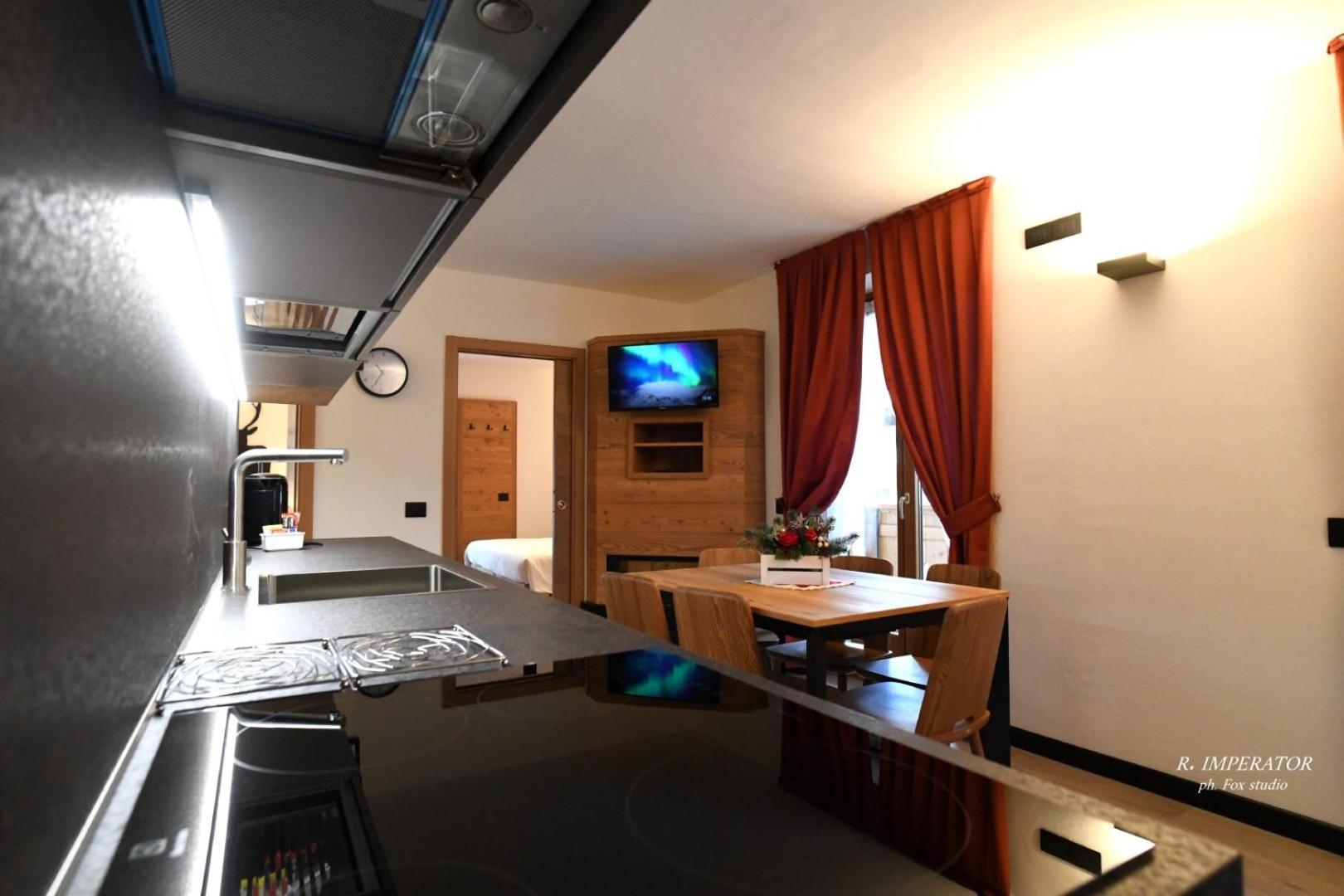 Park Residence Imperator Carisolo Zewnętrze zdjęcie