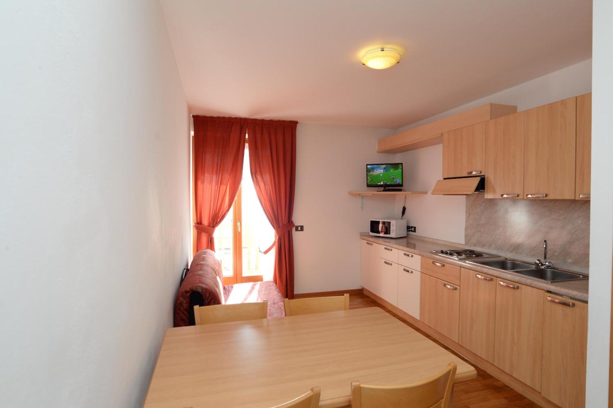 Park Residence Imperator Carisolo Zewnętrze zdjęcie
